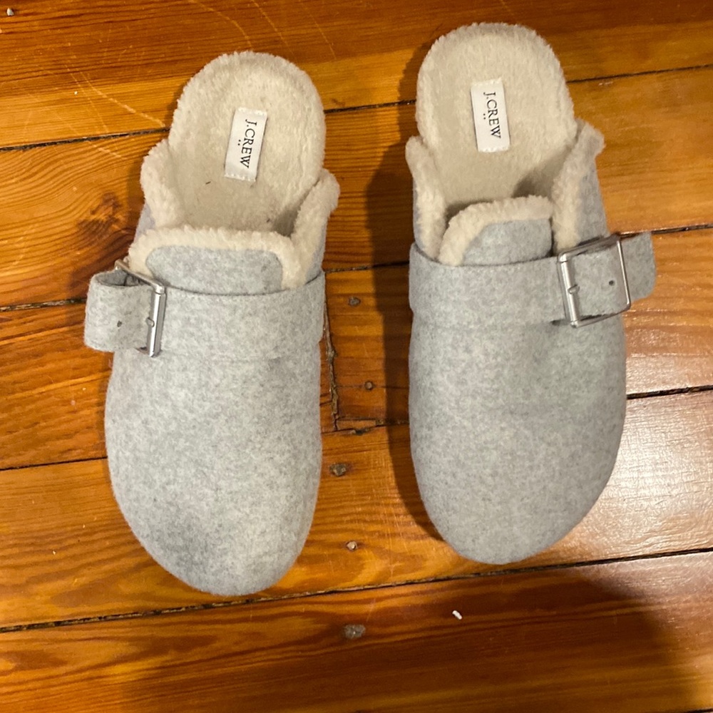 Slip ons